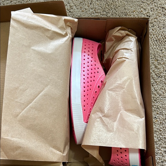 Native Kids Jefferson Slip-On Sandals in Neon Pink with White Toe - Picture 2 of 2